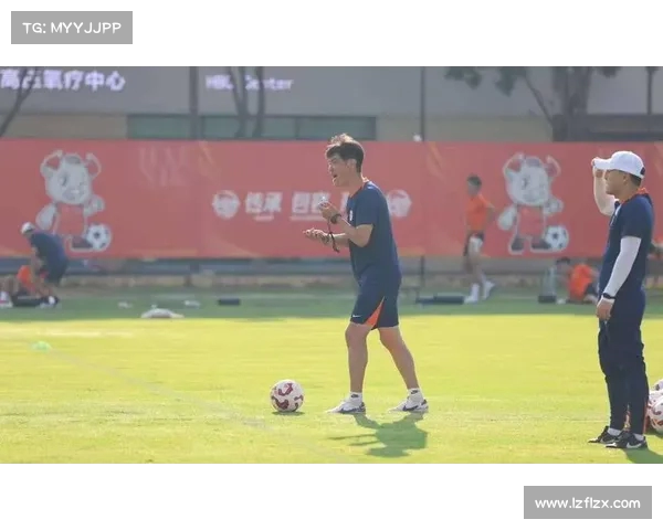 池忠国背锅引热议 0比6惨败后或转投山东海牛合同到期成关键