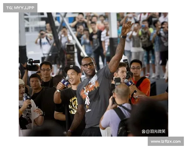 詹姆斯凌晨抵达上海 湖人球迷热情接机掀起狂热气氛